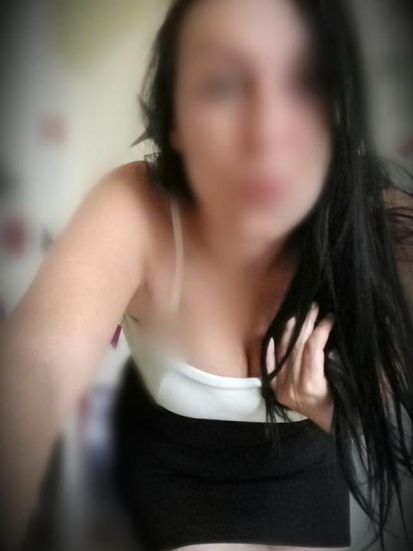 Sexy lady d humeur très coquine rapport 50e<